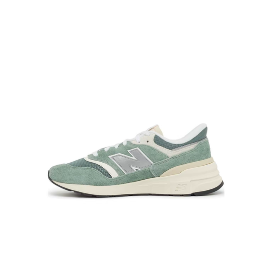 New Balance 997R "Light Green"