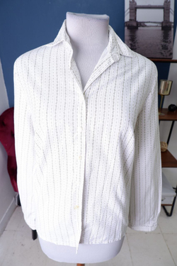 Рубашка с мелким принтом 44 размер