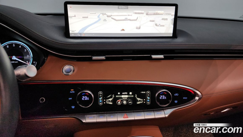 Genesis GV70 2.5T Бензин AWD (10.2021)