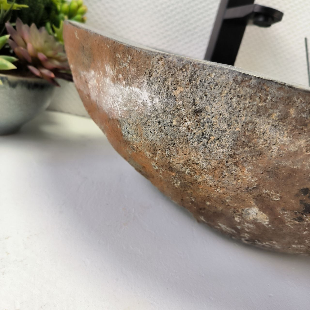 Раковина из речного камня RS-63847 (43*36*15) 0121