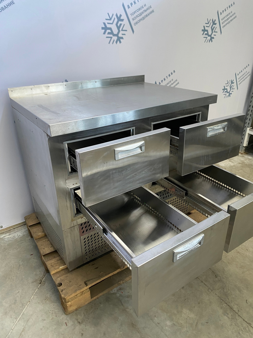 Стол холодильный Hicold GNE 22 TN