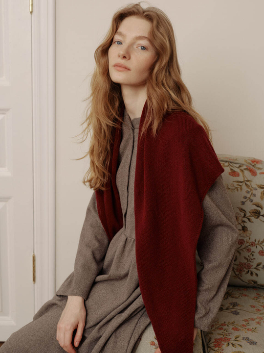 Косынка из кашемира с мериносом винного цвета