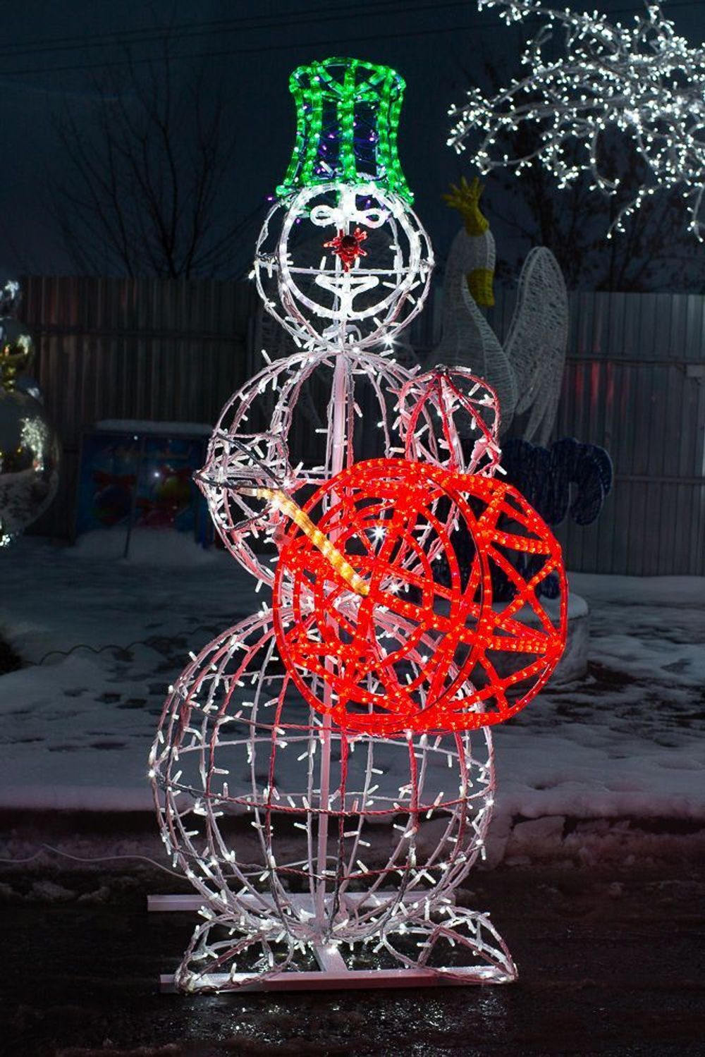 Светодиодные фигуры «Снеговики-музыканты»