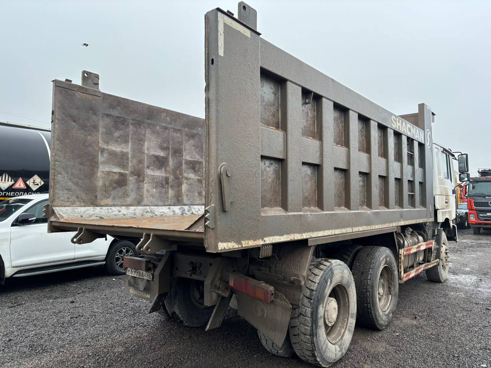 Shacman (Shaanxi) SX* 6x4 Самосвал SX3258DR384 (Дизельный, 9,7 л, 329 л.с., МТ)