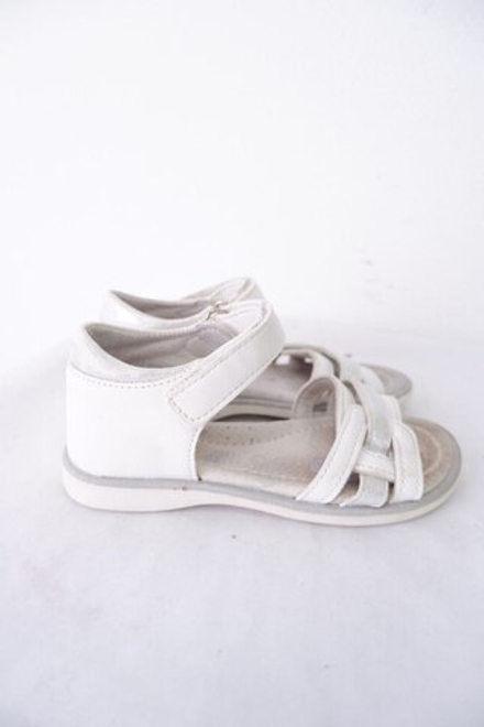 Босоножки светлые 27 размер