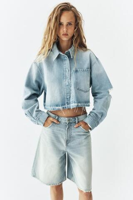 ZARA ДЖИНСОВЫЕ ШОРТЫ BAGGY TRF СО СРЕДНЕЙ ПОСАДКОЙ, ГОЛУБОЙ