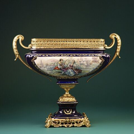 Винтаж: Винтажная ваза с галантной сценой