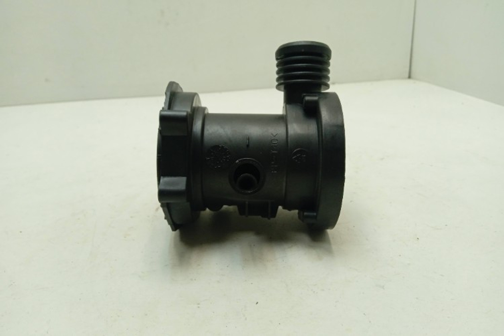 WMSD7105 кт157 Улитка сливного насоса для стиральной машины Hotpoint-Ariston WMSD7105 б/у
