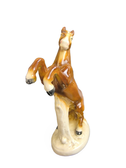 Фарфоровая статуэтка "Конь на дыбах" Grafenthal