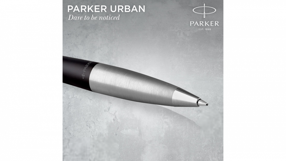 Шариковая ручка Parker Urban (матовый черный лак) Muted Black Chrome Trim, стержень: M, цвет чернил: blue/black, в подарочной упаковке.
