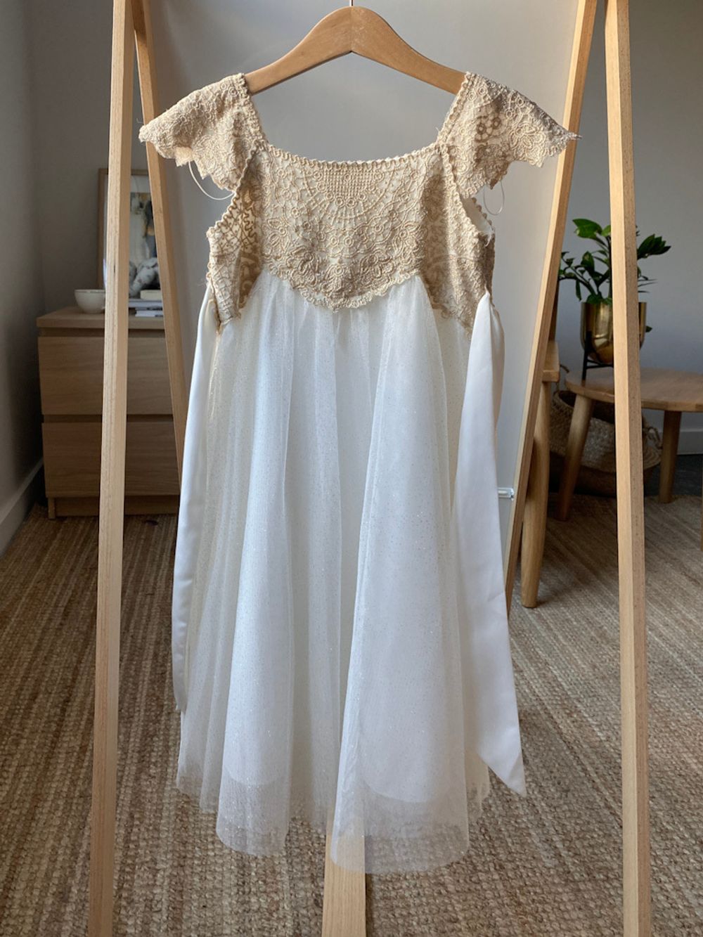 Платье Monsoon, 98