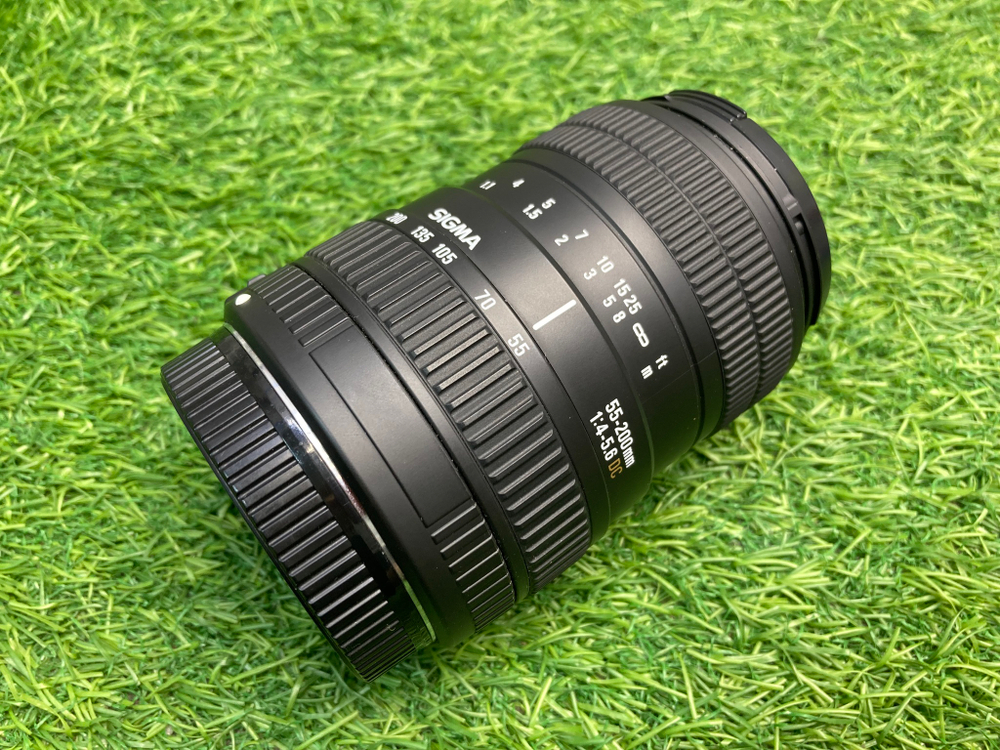 Sigma AF 55-200mm 4-5.6 DC Canon EF-S