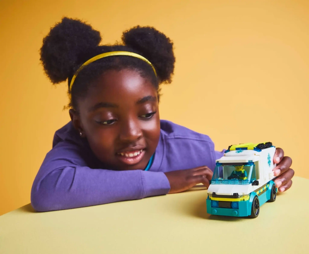 Конструктор LEGO City 60451 Скорая помощь