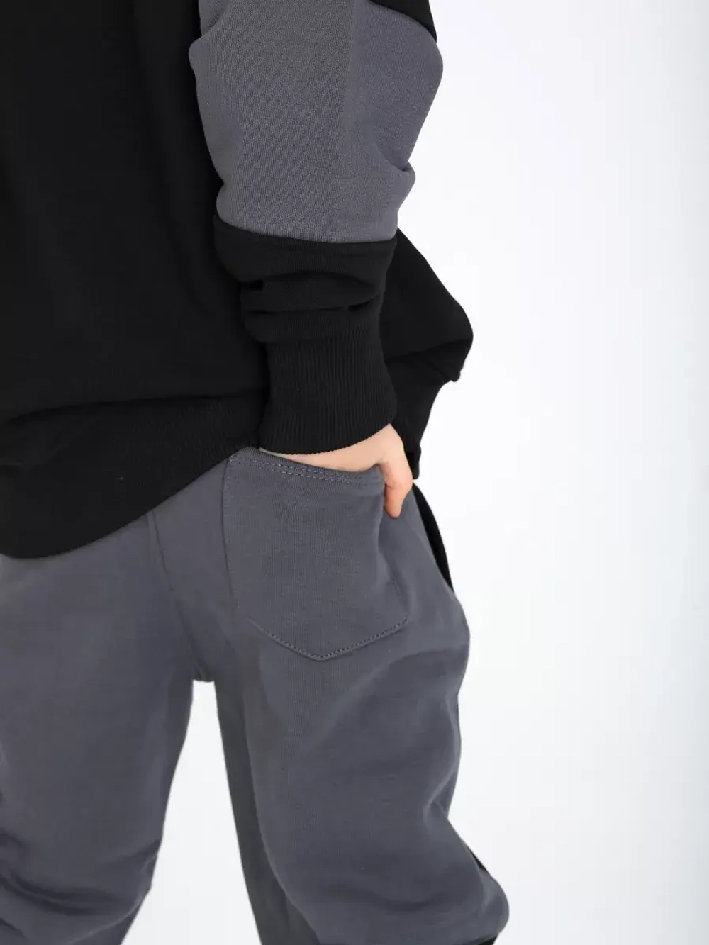 Костюм детский теплый, толстовка и брюки