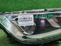 Фара правая VW Passat B8 (2014-2020) LED