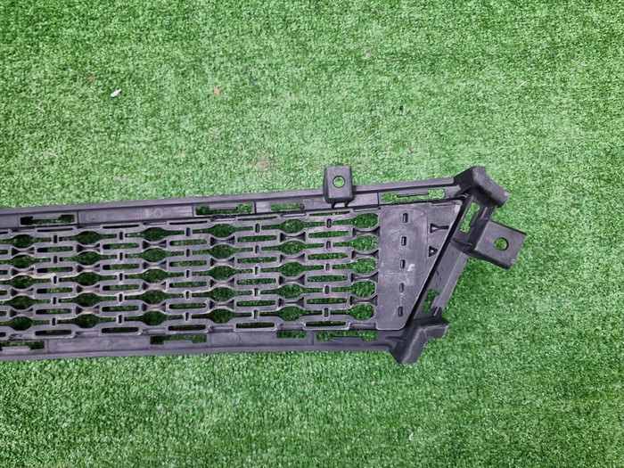 Решетка переднего бампера Kia Ceed 2 JD (15-18)