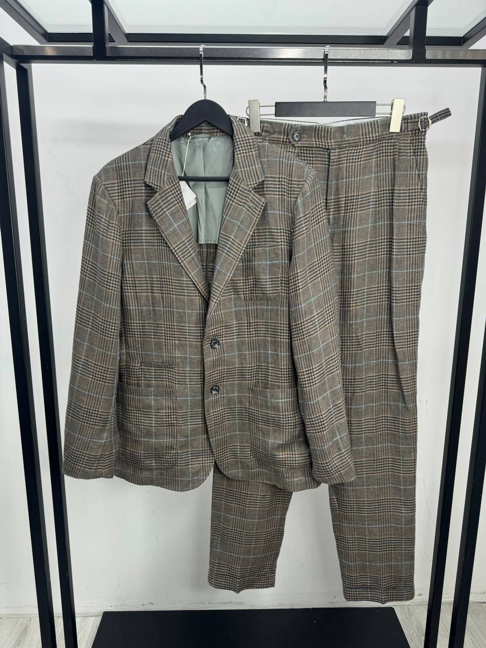 Льняной костюм Brunello Cucinelli
