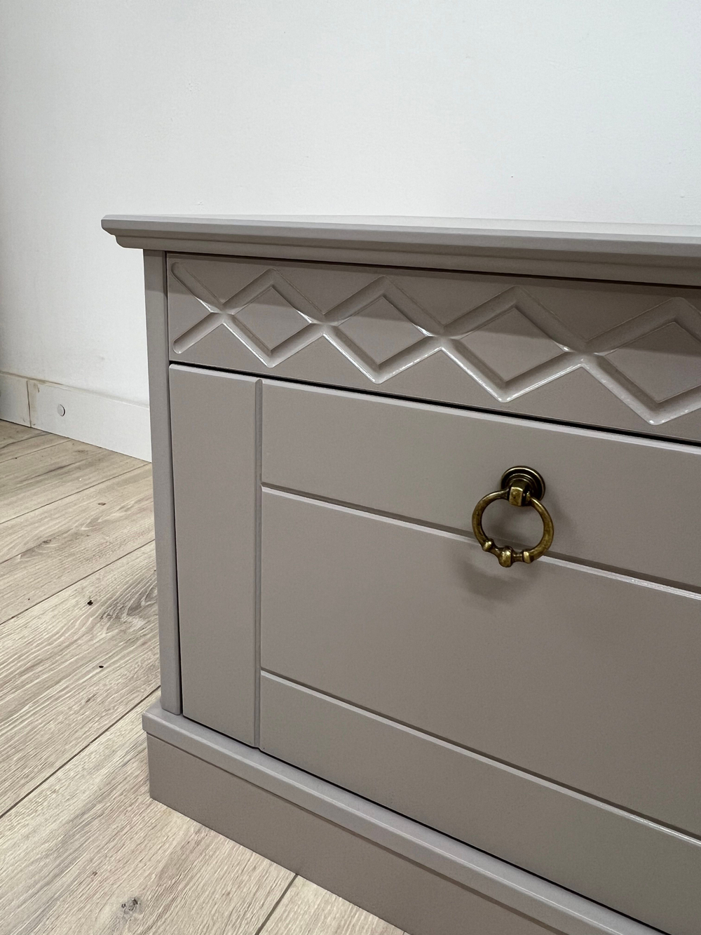 Банкетка Индра из МДФ, серая