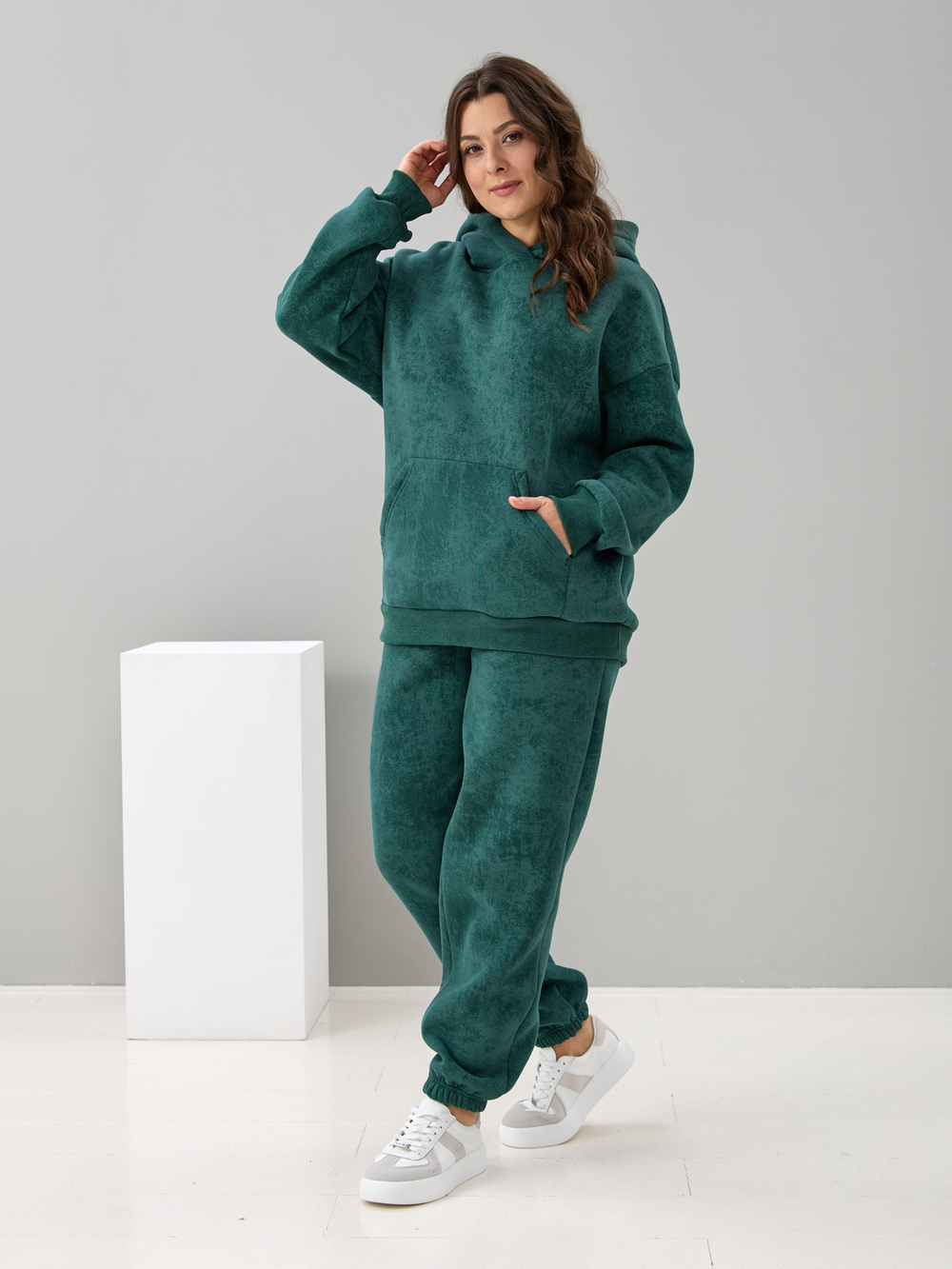 Костюм с брюками КБфн-091/варенка-еловый