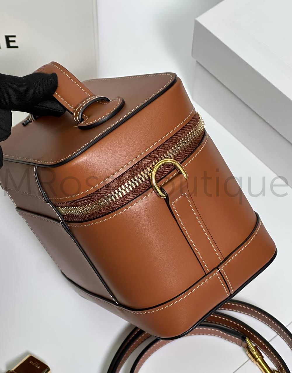 Сумка Celine Vanity из телячьей кожи коричневая