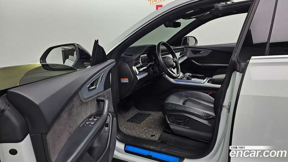 Audi Q8 45 TDI Quattro Premium (04.2020)