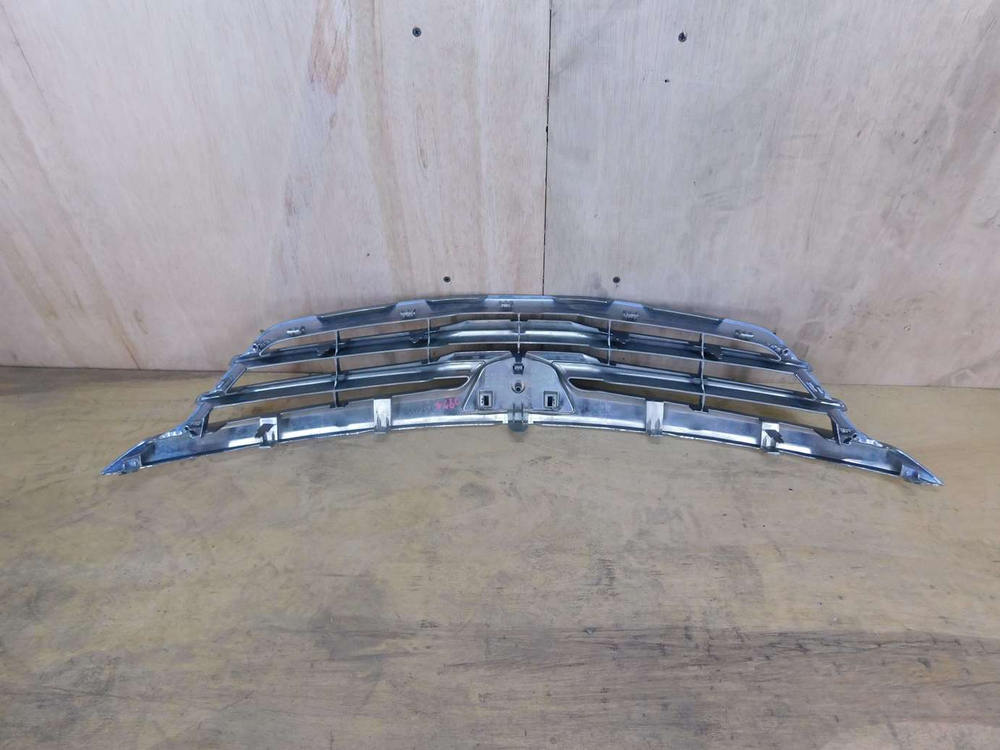 решетка радиатора Toyota Allion ZRT260