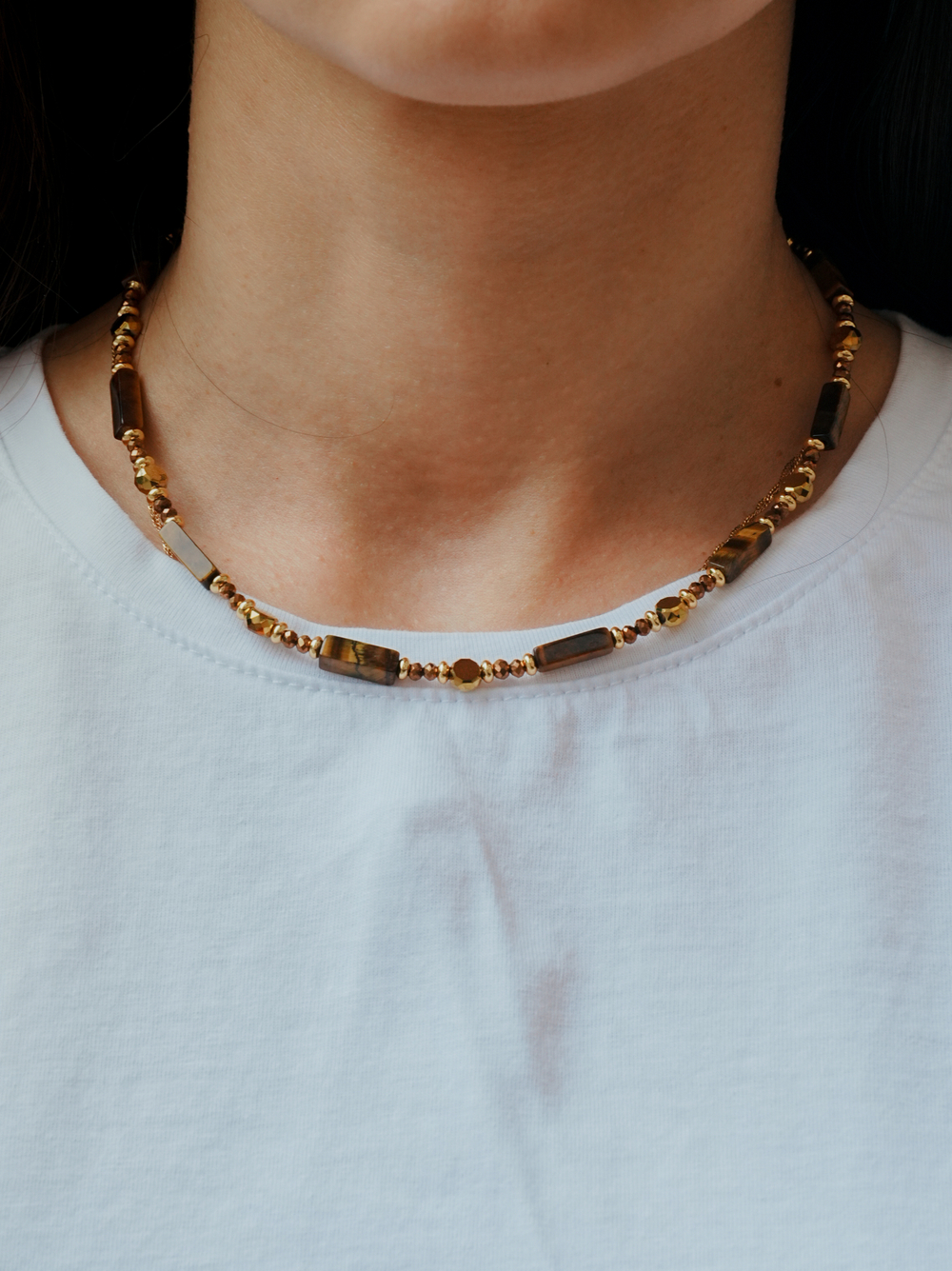 Чокер из натурального камня тигровый глаз