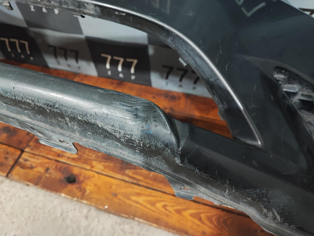 Бампер передний Mazda 6 (GJ) 15-18 Б/У Оригинал GMN50031