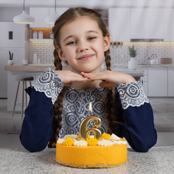 Свечи-цифры Золотые, 8 см