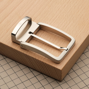 Ременная пряжка 39 мм из нержавеющей стали, цвет серебро // BTCS39