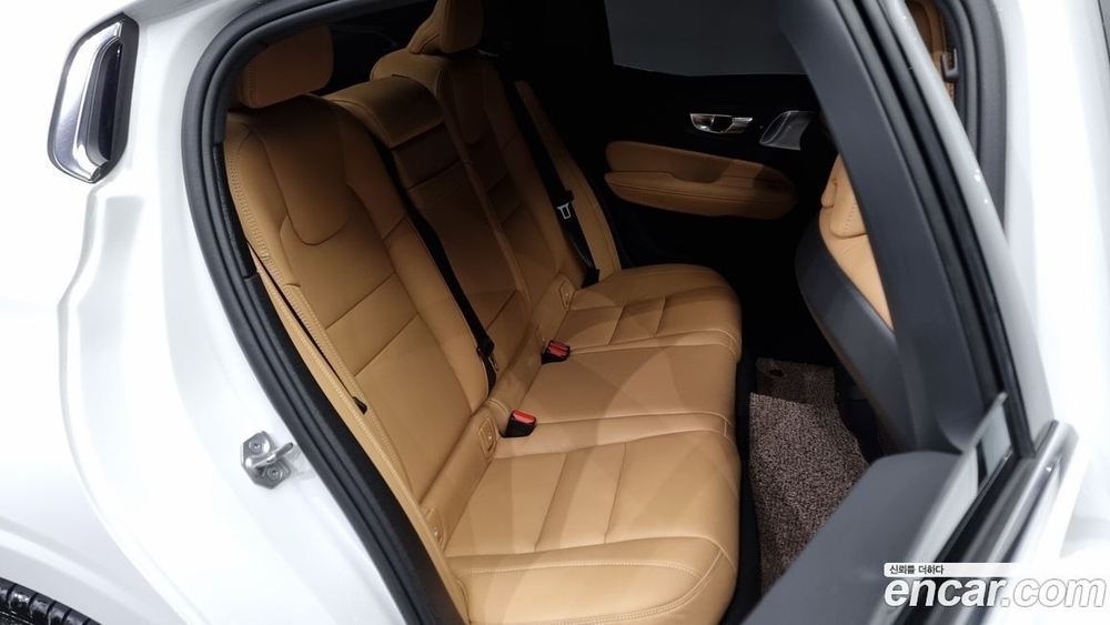 Volvo S60 3 Generation B5 Inscription (10.2021)