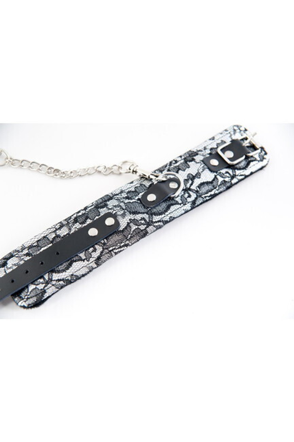 Кружевные поножи серебристые (Цвет: серебристый, черный)