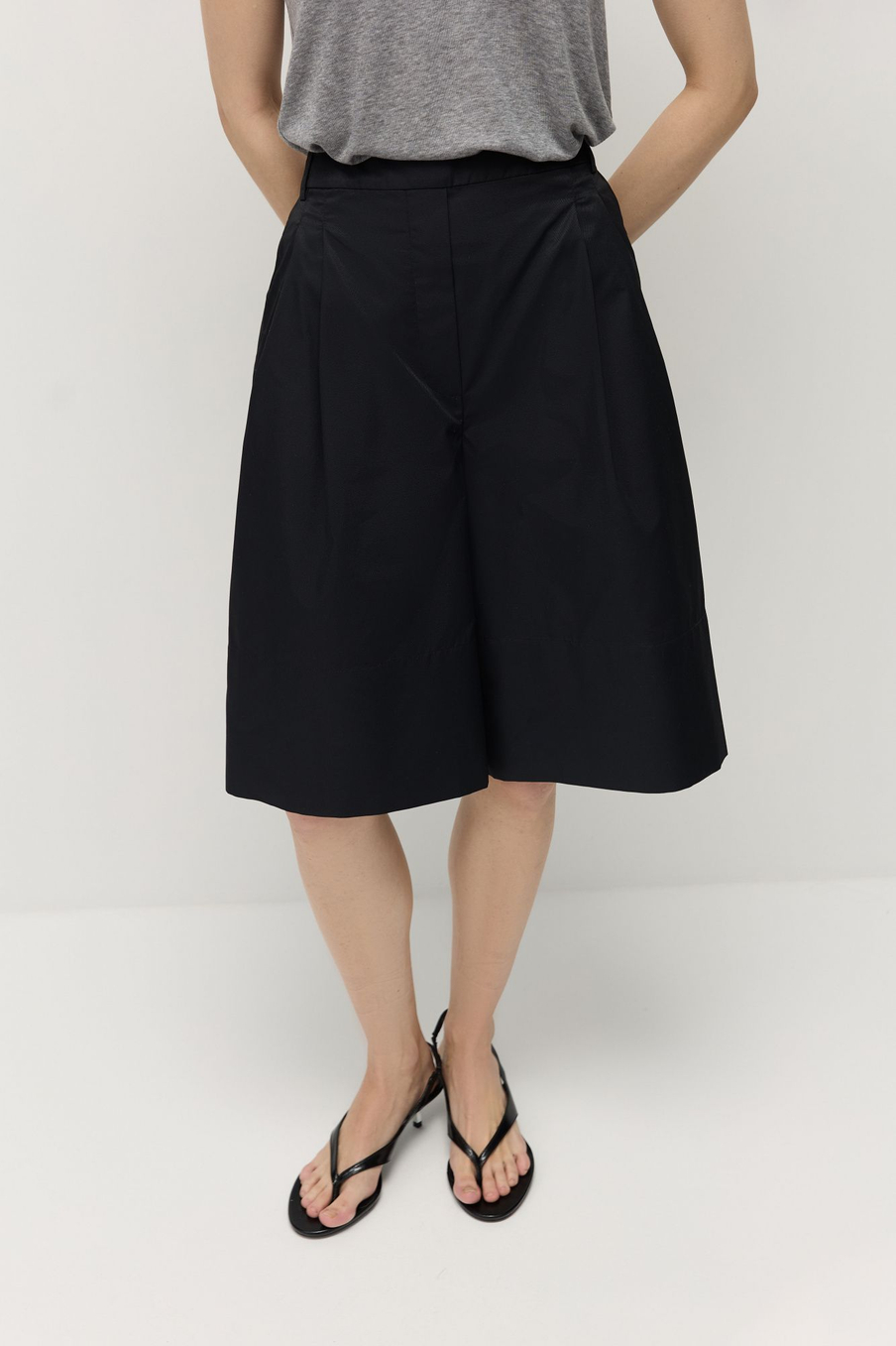 Бермуды из итальянского хлопка