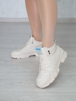 Кроссовки женские демисезонные