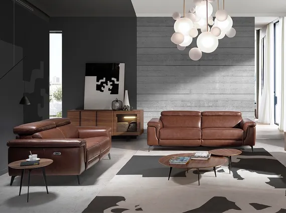 Сервант MK2005SB из ореха с внутренним освещением