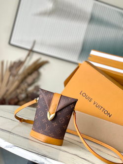 Louis Vuitton Envelope Pouch