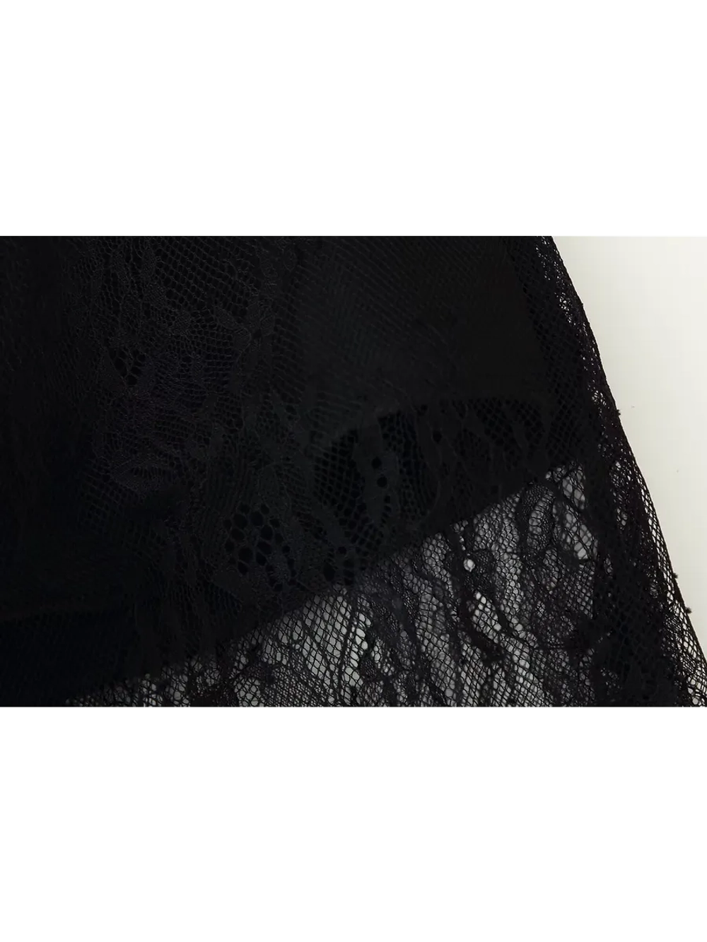 Костюм топ с кружевной юбкой