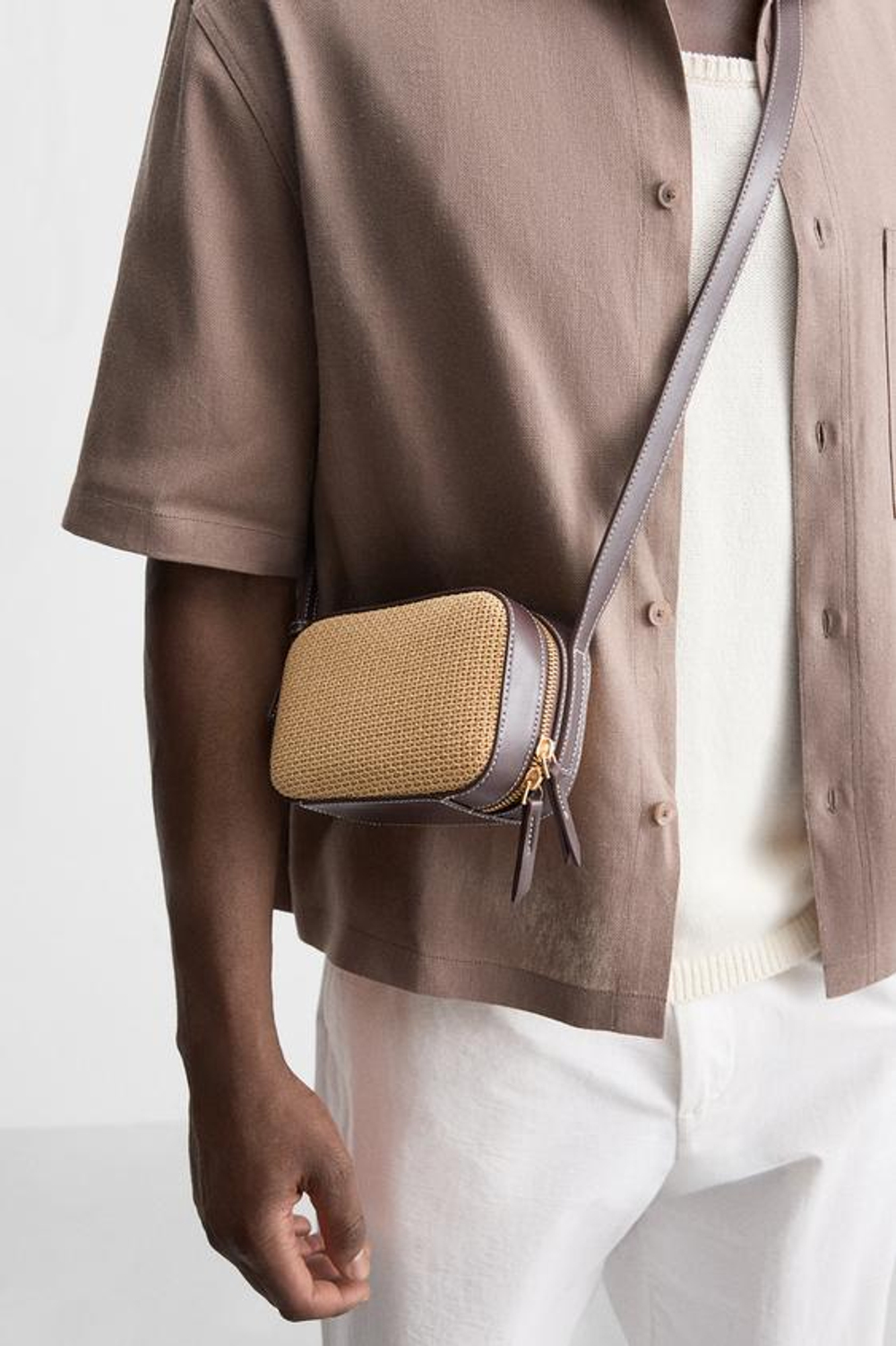 ZARA ПЛЕТЕНАЯ СУМКА ЧЕРЕЗ ПЛЕЧО, КОРИЧНЕВЫЙ