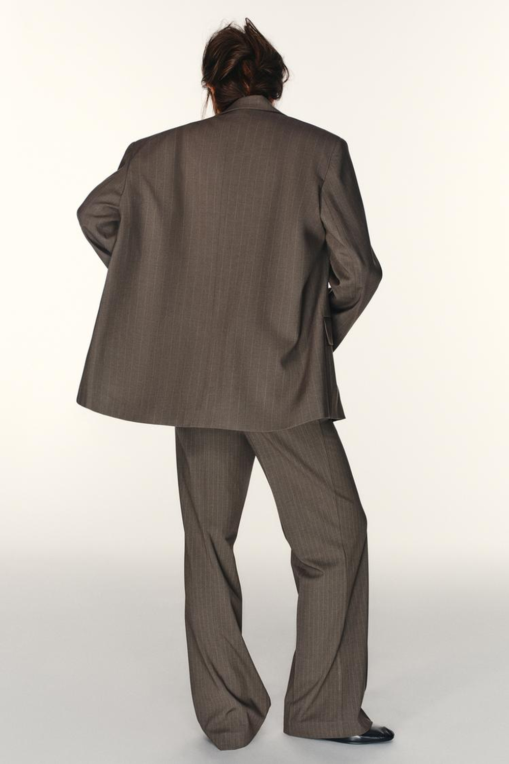 ZARA БЛЕЙЗЕР OVERSIZE В ПОЛОСКУ ИЗ ДВОЙНОЙ ТКАНИ, КОРИЧНЕВЫЙ/ЭКРЮ