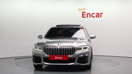 BMW 7 серии (G11) 740Li xDrive M Sport
