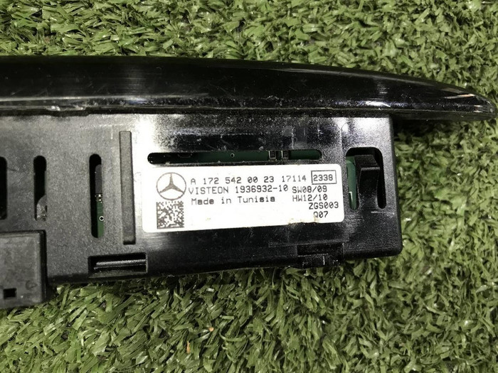 Дисплей парктроника Mercedes C W204 (2007-2015)