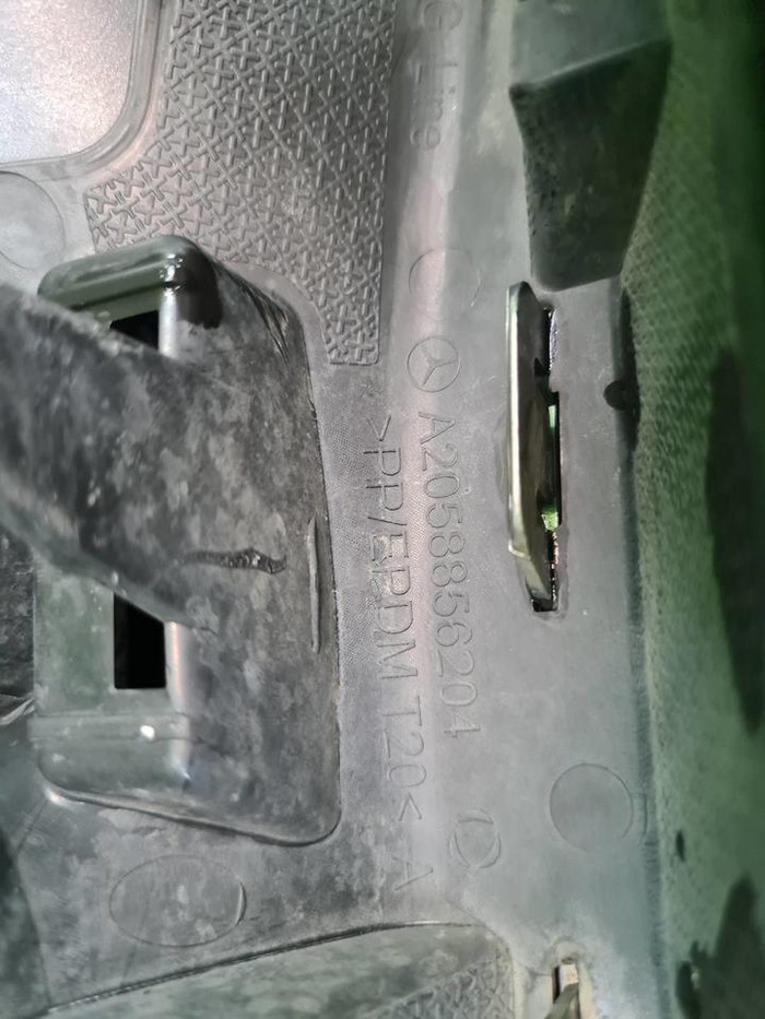 Бампер передний Mercedes C w205 18-23 AMG В сборе