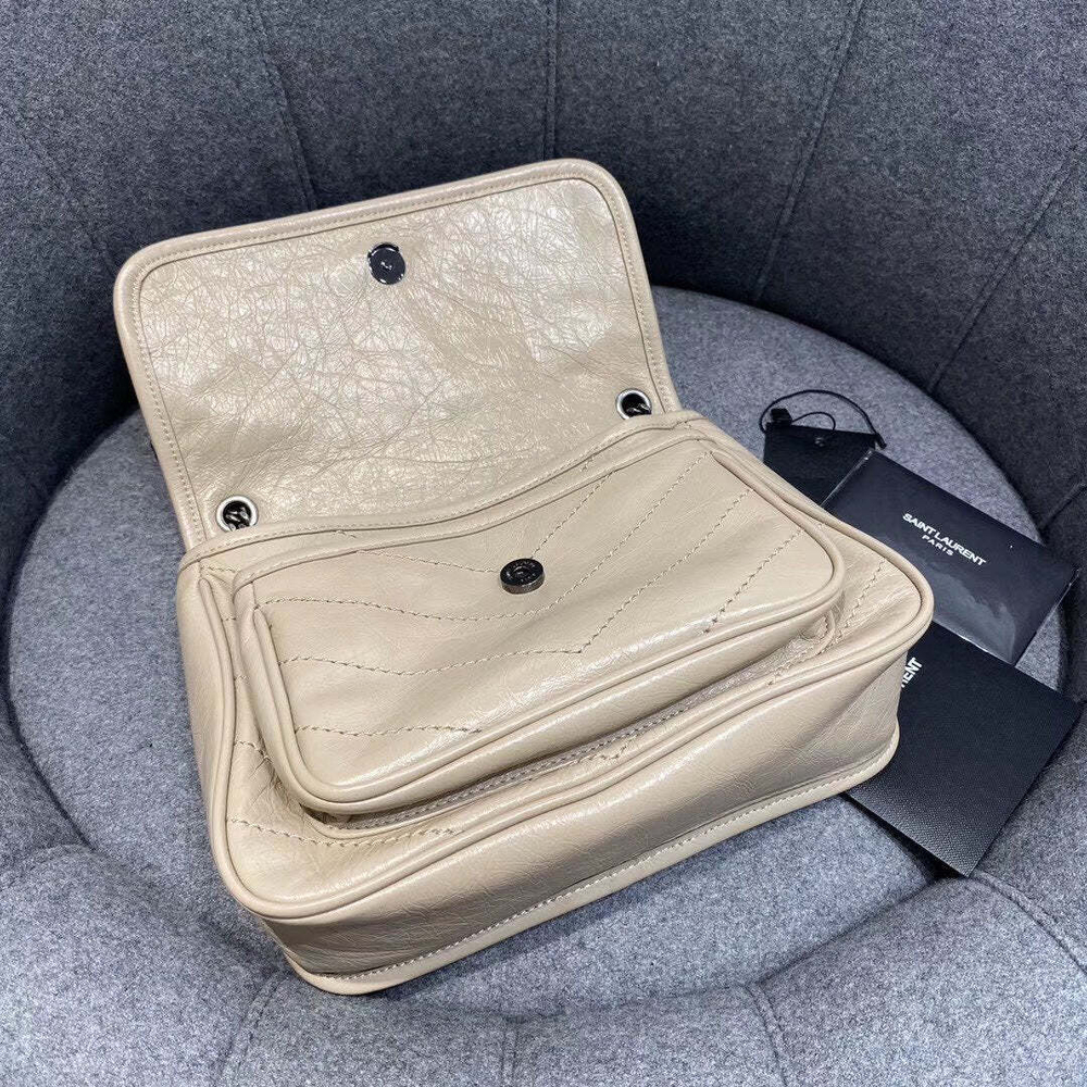 Yves Saint Laurent Niki 22 cm