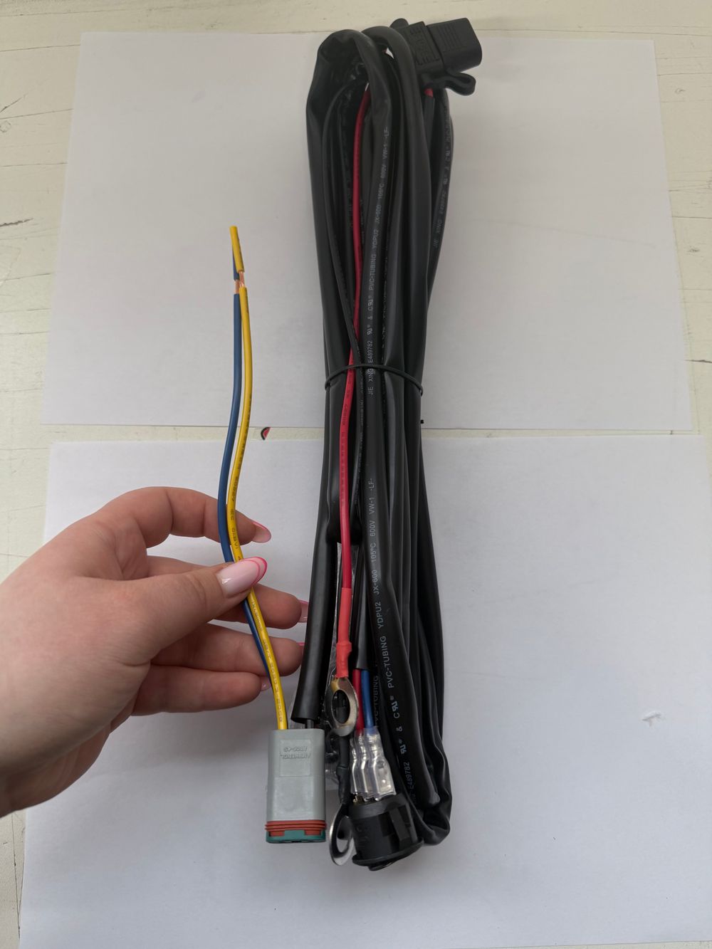 Aurora ALO-AW11 (1 light 7inch Round with BG)