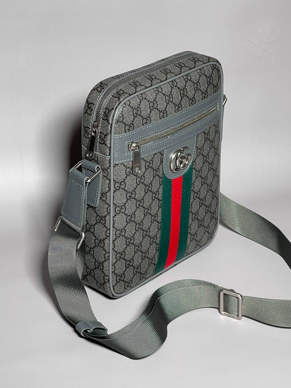 Мессенджер-Сумка через плечо Gucci