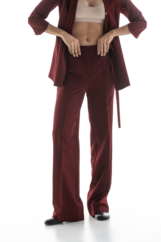 Брюки со стрелками