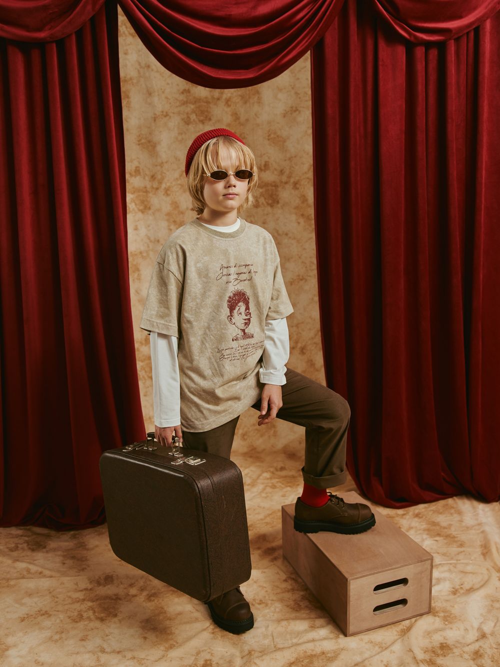 Футболка оверсайз "Однажды в сказке" 7+