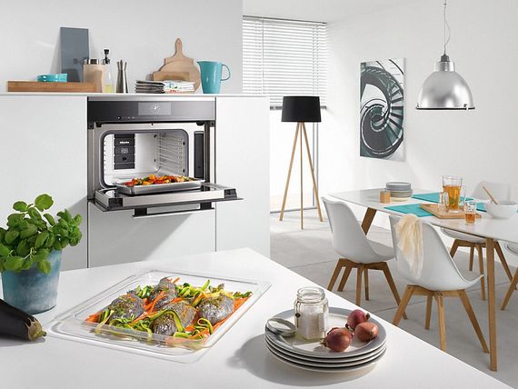 Пароварка с СВЧ Miele DGM6800 CLST