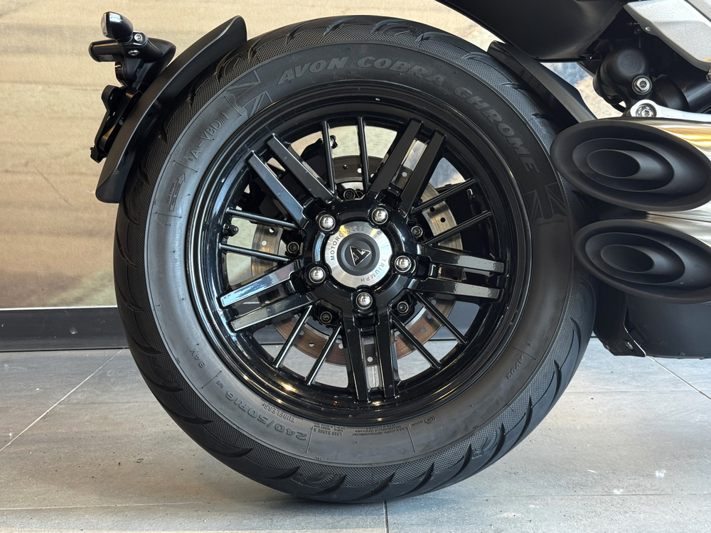 Triumph Rocket 3 R, 2023