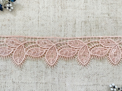 Кружево плетеное, ш. 5,5 см.